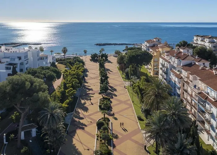Frontline Mediterranean Escape Lejlighed